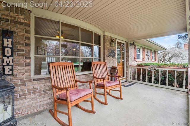 5163 Blossom Drive, Flushing Charter Township, MI 48433
