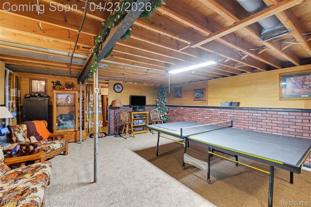 5163 Blossom Drive, Flushing Charter Township, MI 48433