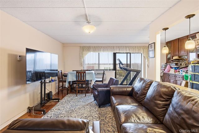 92-29 Queens Boulevard 9D, Rego Park, NY 11374