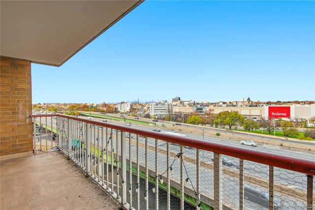 92-29 Queens Boulevard 9D, Rego Park, NY 11374