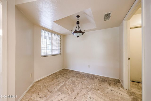 3233 E Desert Cove Avenue, Phoenix, AZ 85028
