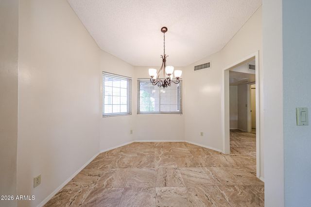 3233 E Desert Cove Avenue, Phoenix, AZ 85028
