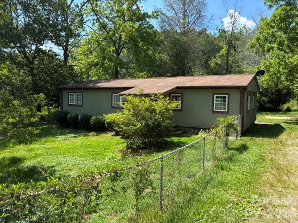419 Blue Ridge Road, Black Mountain, NC 28711