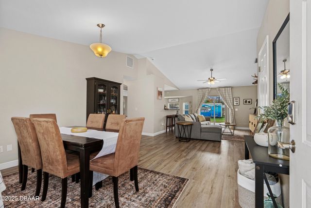 2526 Chester Avenue, New Smyrna Beach, FL 32168