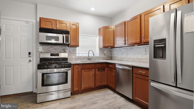 1153 3RD ST NE, Washington, DC 20002