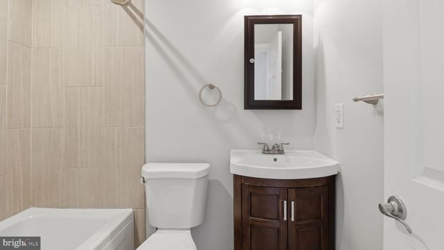 1153 3RD ST NE, Washington, DC 20002