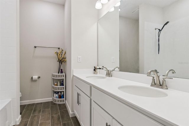 654 HERITAGE SQUARE DRIVE, Haines City, FL 33844