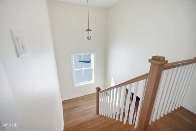 1 Welding Way, Colonie, NY 12047