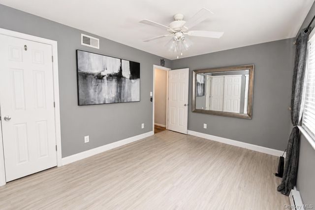1 Anchorage Way 1501, Freeport, NY 11520