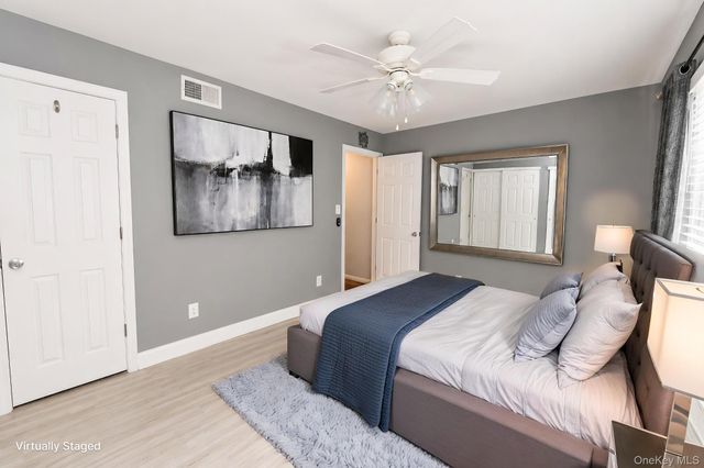 1 Anchorage Way 1501, Freeport, NY 11520