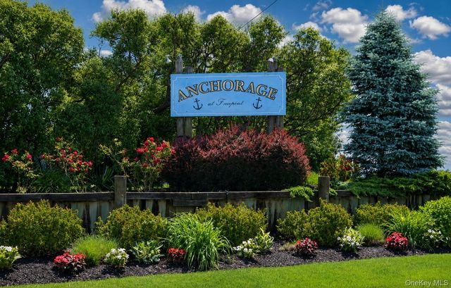 1 Anchorage Way 1501, Freeport, NY 11520