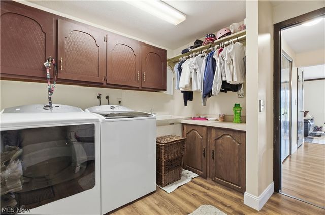 13901 Bennington Boulevard, Middleburg Heights, OH 44130