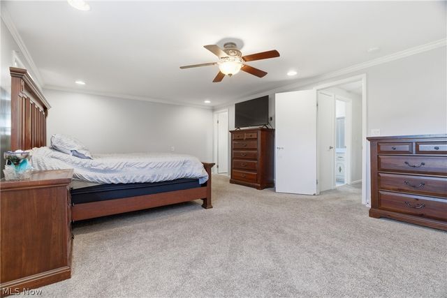 13901 Bennington Boulevard, Middleburg Heights, OH 44130