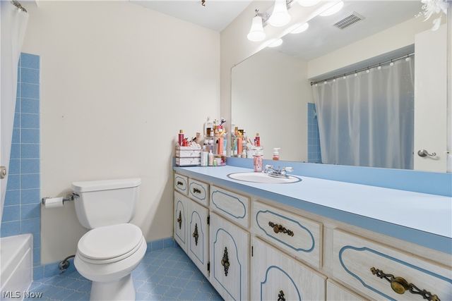 13901 Bennington Boulevard, Middleburg Heights, OH 44130