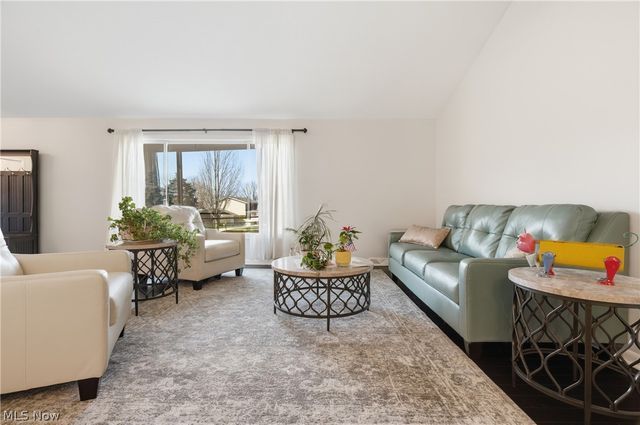 13901 Bennington Boulevard, Middleburg Heights, OH 44130