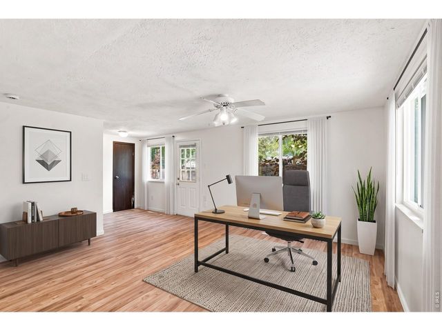 942 Granite Ct, Longmont, CO 80504