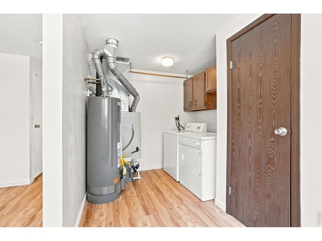 942 Granite Ct, Longmont, CO 80504