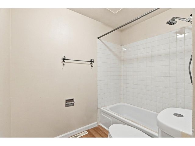 942 Granite Ct, Longmont, CO 80504