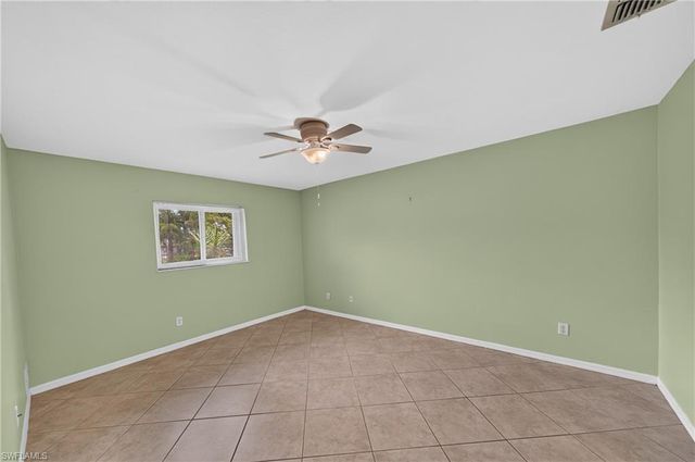 1709 SW 15th PL, Cape Coral, FL 33991
