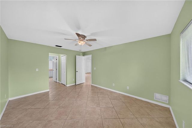 1709 SW 15th PL, Cape Coral, FL 33991