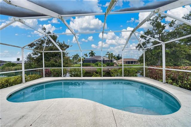 1709 SW 15th PL, Cape Coral, FL 33991