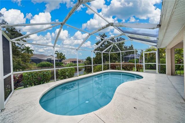 1709 SW 15th PL, Cape Coral, FL 33991