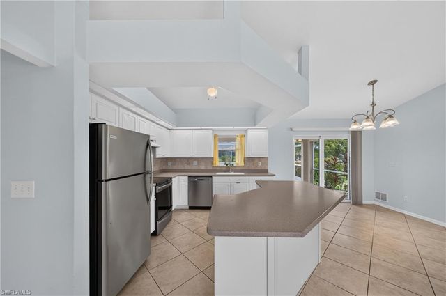 1709 SW 15th PL, Cape Coral, FL 33991