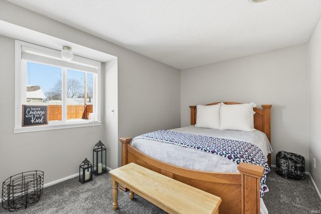 8315 Idaho Drive, Fort Wayne, IN 46815