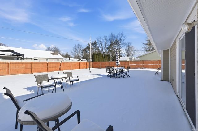 8315 Idaho Drive, Fort Wayne, IN 46815