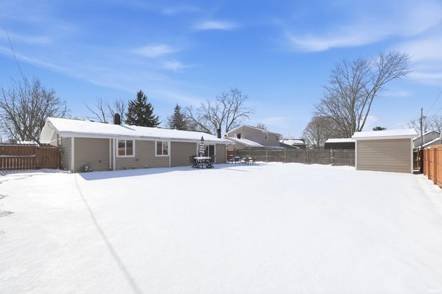 8315 Idaho Drive, Fort Wayne, IN 46815