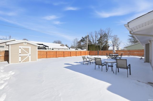 8315 Idaho Drive, Fort Wayne, IN 46815