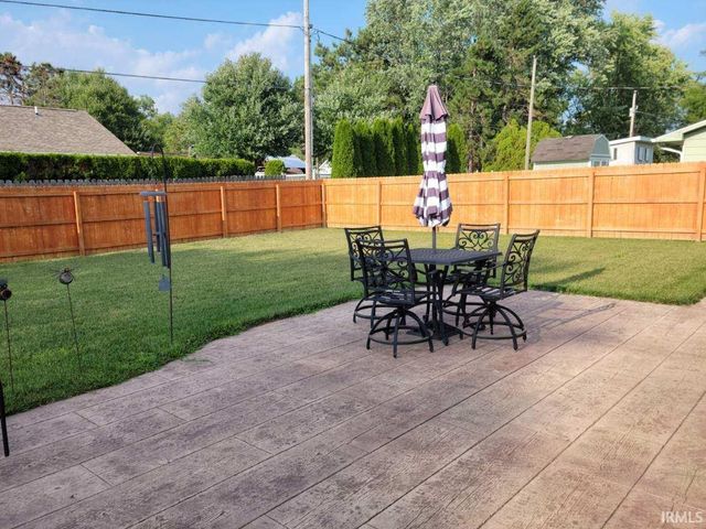 8315 Idaho Drive, Fort Wayne, IN 46815