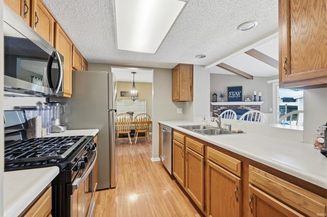 8315 Idaho Drive, Fort Wayne, IN 46815