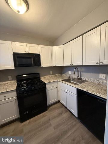 1100 MERIDENE DR, Baltimore, MD 21239