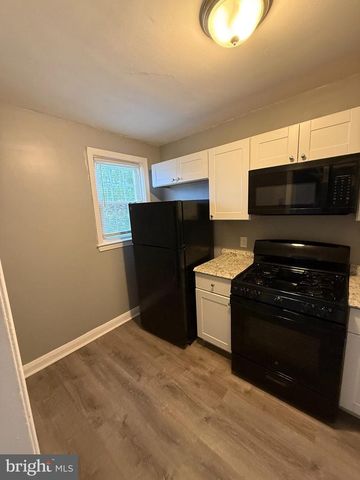 1100 MERIDENE DR, Baltimore, MD 21239