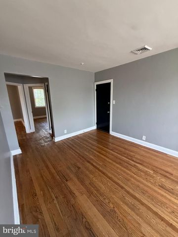 1100 MERIDENE DR, Baltimore, MD 21239