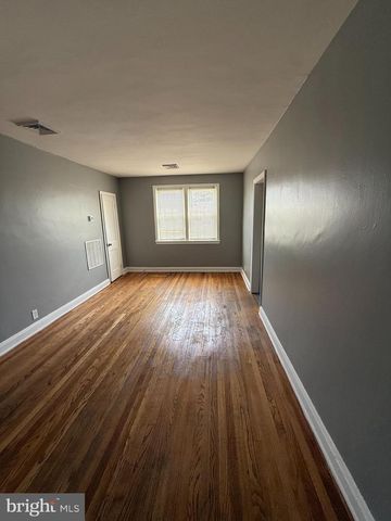 1100 MERIDENE DR, Baltimore, MD 21239