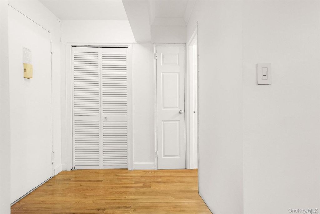 65-15 Alderton Street 5/F, Rego Park, NY 11374 — photo 3