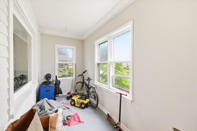 1103 N DIVISION STREET, Appleton, WI 54911