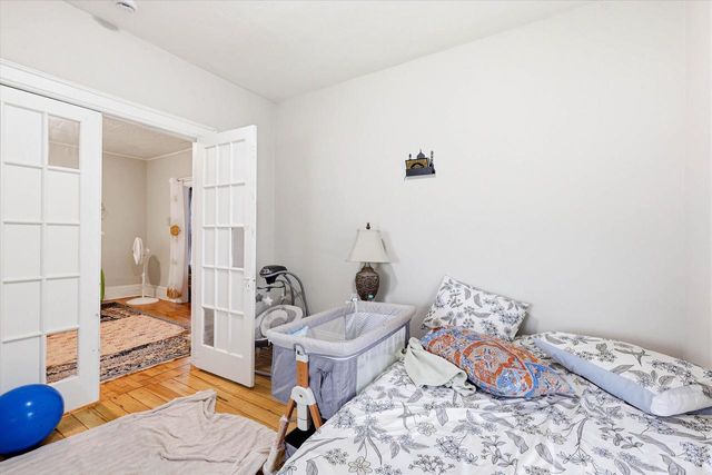 1103 N DIVISION STREET, Appleton, WI 54911