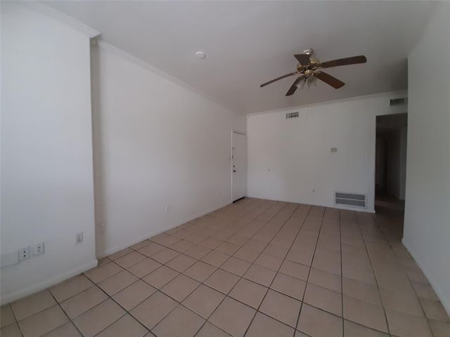 4542 Otterbury Drive A, Houston, TX 77039