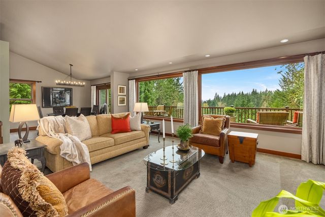 2013 NW Valkyrie Lane, Poulsbo, WA 98370