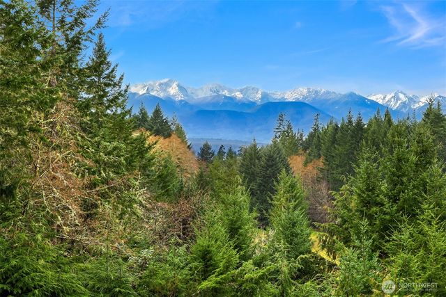 2013 NW Valkyrie Lane, Poulsbo, WA 98370