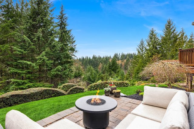 2013 NW Valkyrie Lane, Poulsbo, WA 98370