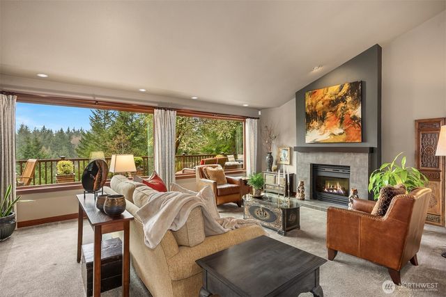 2013 NW Valkyrie Lane, Poulsbo, WA 98370