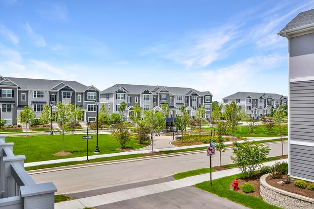 2129 Yellowstone Boulevard, Mundelein, IL 60060