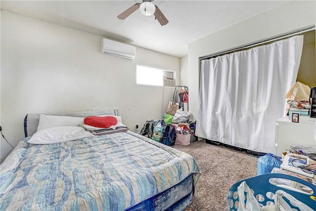 19549 Schoolcraft, Reseda, CA 91335