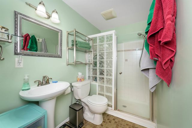 13806 Alderny St, Wichita, KS 67235