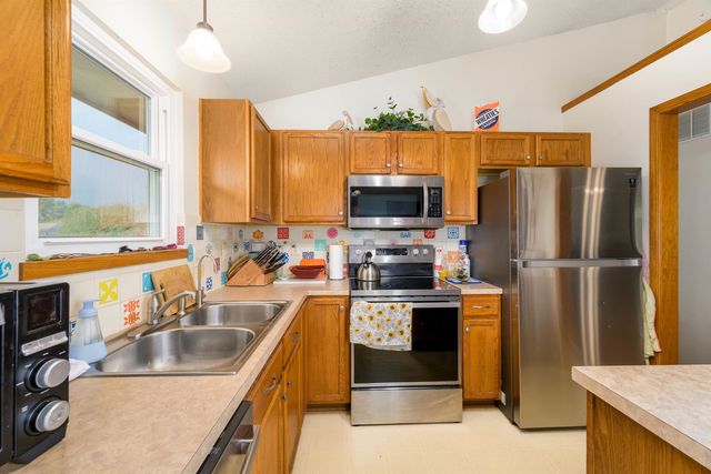 13806 Alderny St, Wichita, KS 67235