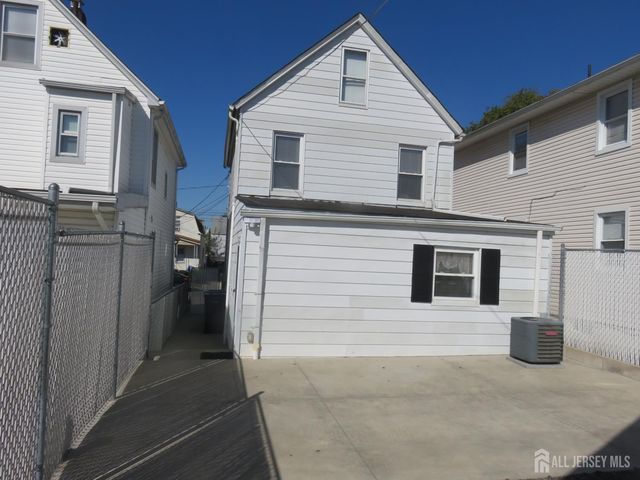 652 Cornell Street, Perth Amboy, NJ 08861